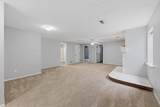9221 Douglas Ave - Photo 15