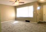 2427 Greenfield St - Photo 3