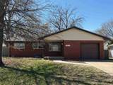 1427 Community Dr - Photo 2