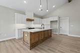 348 Buckland St - Photo 12