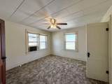 404 2nd St - Photo 16