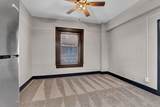 200 Main St - Photo 13