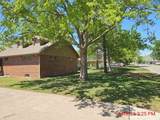 333 Simpson - Photo 2