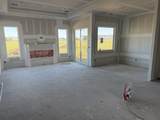 870 Main - Photo 3