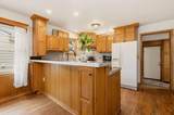 2110 Oak St - Photo 11