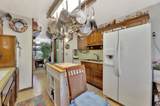 641 Woodlawn #12 - Photo 14
