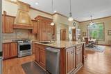 226 Prairie Point Ct - Photo 13