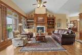 226 Prairie Point Ct - Photo 4