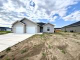 1228 Fountain Dr - Photo 2