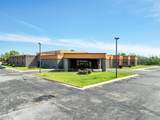 3232 Summit St - Photo 3