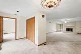641 Woodlawn #60 - Photo 8