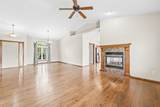 921 Glenmoor - Photo 5