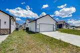 720 Redbud Ave - Photo 3