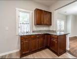 305 Green St - Photo 7