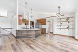 710 Gatewood Ln - Photo 8