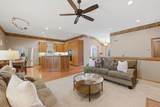 2553 Hazelwood St - Photo 9