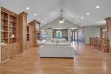 301 Campus Ct - Photo 14
