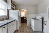 2043 Broadway Ave - Photo 16