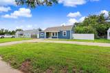 2200 Seneca - Photo 2