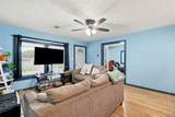 2200 Seneca - Photo 3