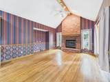 939 Woodridge Ct - Photo 8