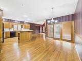 939 Woodridge Ct - Photo 9
