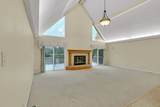1340 Greenwich - Photo 13