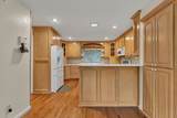 1340 Greenwich - Photo 7