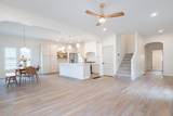612 Delia Avenue - Photo 4