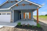 1558 Emerald Valley Dr - Photo 3