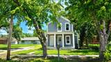710 9th St - Photo 1