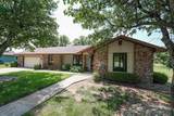 1009 Country Club Dr - Photo 24