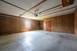 1009 Country Club Dr - Photo 25