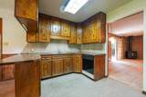 1009 Country Club Dr - Photo 10