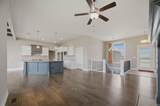 1601 Blackstone - Photo 7