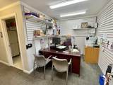 402 Industrial St - Photo 8