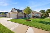841 Firefly St - Photo 3