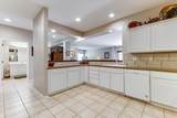 842 Glenmoor St - Photo 13