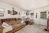 2531 Ellis Ave - Photo 3