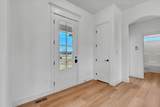 2928 Burlington Circle - Photo 10