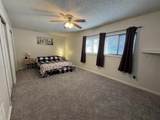 2421 Yellowstone St - Photo 27