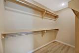 9287 Fox Pointe - Photo 17