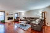641 Woodlawn #18 - Photo 5