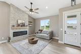 3513 Bluelake St - Photo 4