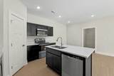 12833 Red Rock St - Photo 9
