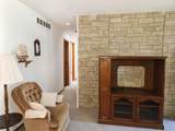 915 Lena - Photo 7