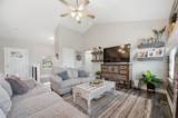6410 Jade Ct - Photo 7
