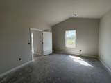 5651 Plumthicket St - Photo 9