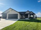 3233 Pine Grove Cir - Photo 1