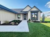 3233 Pine Grove Cir - Photo 2